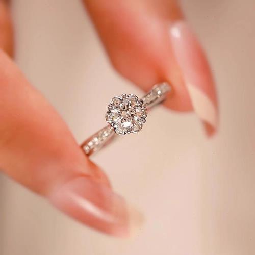 新款莫桑石鉆戒女D色1克拉純銀鍍白金求婚結婚戒指節日禮物送女友