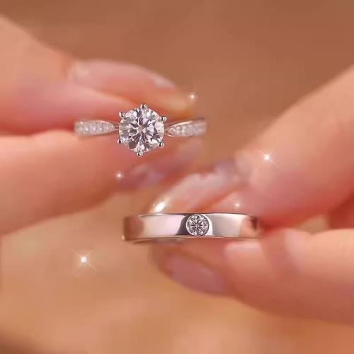 莫桑石戒指男女情侶對戒純銀18K白金1克拉仿真鉆求婚訂婚結婚儀式