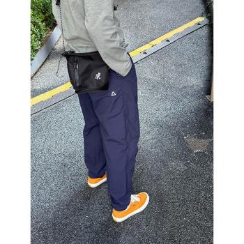 三角標軟殼防風沖鋒褲男春季直筒機能工裝褲子錐形戶外休閑運動褲
