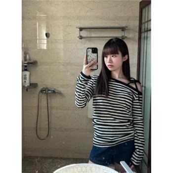美式黑白條紋斜肩長袖t恤女秋季內搭打底衫修身顯瘦辣妹系帶上衣