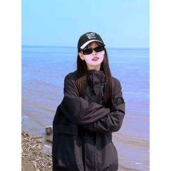 戶外防曬沖鋒衣外套男款秋季美式防風防水夾克爬山穿搭情侶登山服