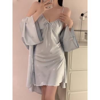 藍色蝴蝶性感吊帶睡裙女款夏季冰絲涼感睡衣高階感絲綢睡袍兩件套