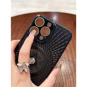 透氣鏤空螺紋散熱磨砂磁吸適用iPhone16promax手機殼蘋果15pro新款12防指紋14Pro簡約13全包鏡頭保護套小眾