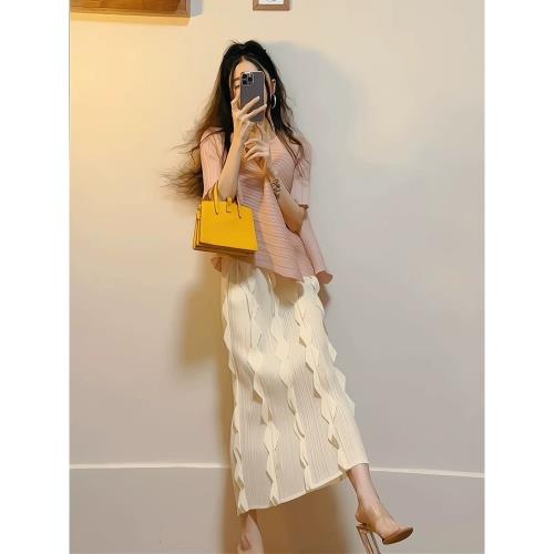 chao好看的兩件套裝！夏季款褶皺不規則上衣女小洋裝茶系半身裙子