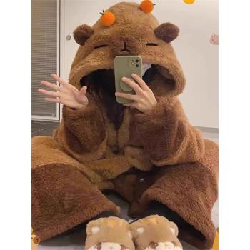 卡皮巴拉可愛動物睡衣女冬珊瑚絨加絨水豚可愛搞怪派對家居服套裝