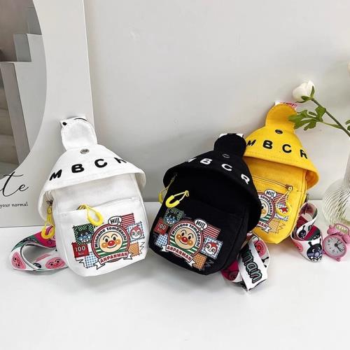 可愛卡通帆布小包兒童胸包輕便百搭戶外出游包時尚女童背包斜挎包