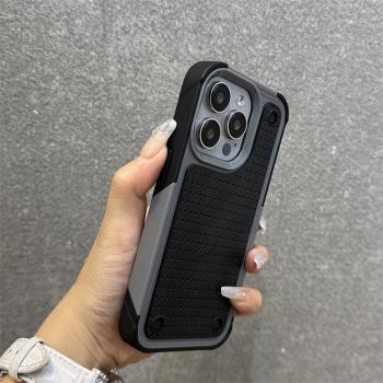 得樂適用蘋果15手機殼16創意足球紋鎧甲iphone15promax軍工防摔14pro矽膠13防滑撞色12個性11保護套15plus