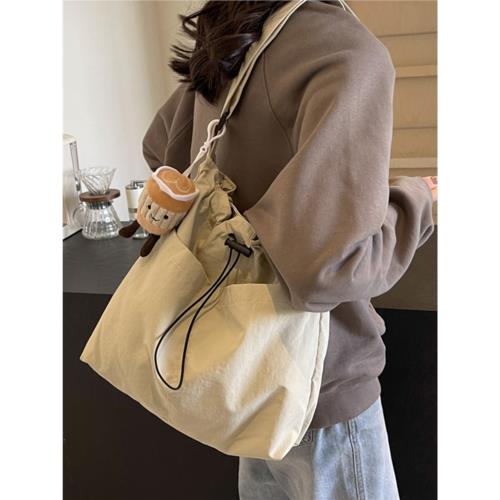 休閑大包包女2025新款時尚布包單肩包大容量托特包上課通勤斜挎包