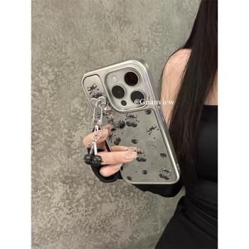guanview 赫本黑色櫻桃小掛件適用蘋果15promax手機殼iphone13新款12全包14鏈條14promax鏡面15pro防摔保護套