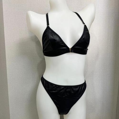 【辣款】性感高級感內衣女士胸罩無鋼圈黑色PU皮文胸套裝50029