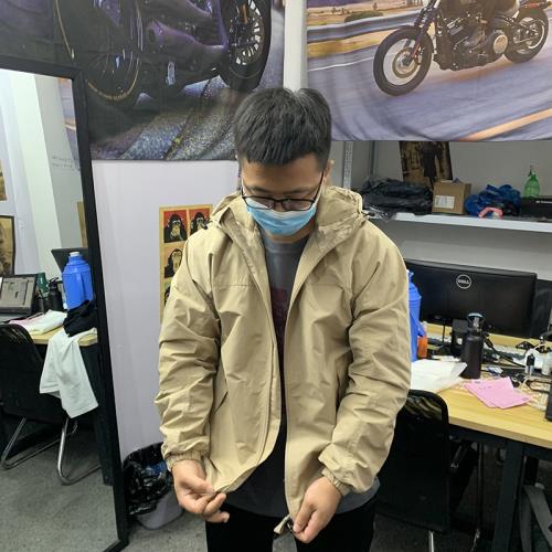 歐美單 戶外機能風 男款防風防水連帽薄款夾克外套 沖鋒衣