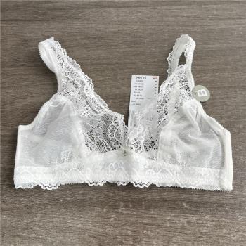 女人的秘密舒服蕾絲透明法式三角杯無鋼圈內衣文胸