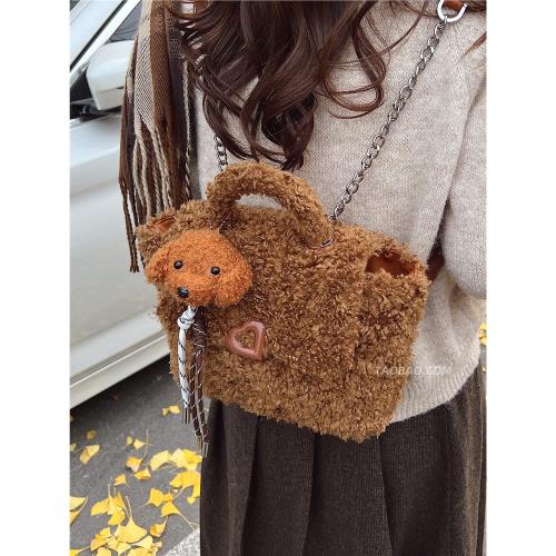 超火小眾羊羔毛茸茸包包女2024新款鏈條雙肩后背包迷你手提毛毛包