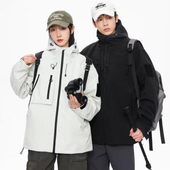沖鋒衣男戶外潮流寬松休閑運動夾克防風防水登山工裝情侶風衣外套