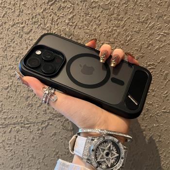 折疊金屬隱形支架適用iphone16promax手機殼磁吸新款15pro金屬漆蘋果14高階感13磨砂12p超薄防摔plus保護套11