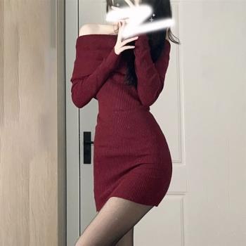 秋冬季辣妹紅色洋裝女新款長袖一字肩純欲收腰顯瘦包臀短裙子潮