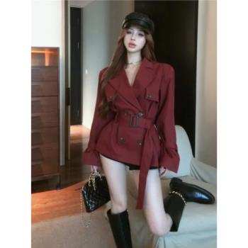 復古酒紅色長袖風衣外套女2025年秋季雙排扣收腰顯瘦氣質開衫上衣