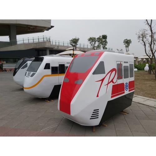 屏東旅遊｜暑假親子.旅展折$500｜鐵道維修廠.巧克力農場.王船文化館.墾丁夏都沙灘酒店二日｜台中出發_25XGPINTEP