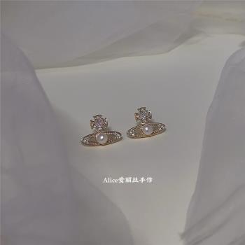 天然珍珠輕奢氣質級感土星耳釘 女小眾設計感鋯石耳飾 2024年新款