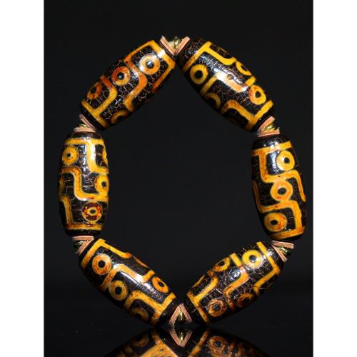 上肯護摩火供天珠‼️西蔵老礦手工伝承護摩火供双虎牙四眼天珠 上肯護摩火供天珠‼️西蔵老礦手工伝承護摩火供