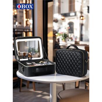 「OBOX」2025新款化妝包女帶鏡子帶燈護膚品美妝通勤收納掛行李箱