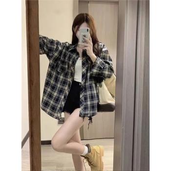 春秋季男生藏青色格子襯衫長袖休閑美式高街情侶百搭襯衣格紋外套