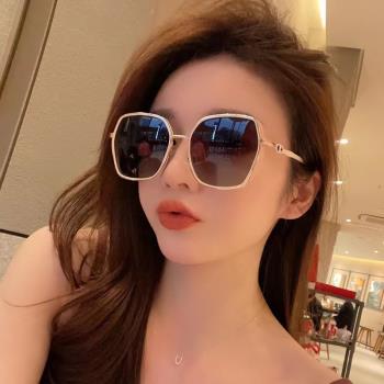 帕森偏墨鏡女防紫外線高級感大臉顯瘦太陽鏡偏光開車眼鏡2025新款