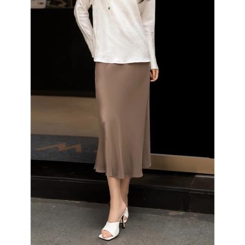 法式醋酸緞面半身裙女夏季新款高級感中長款包臀顯瘦咖木色魚尾裙