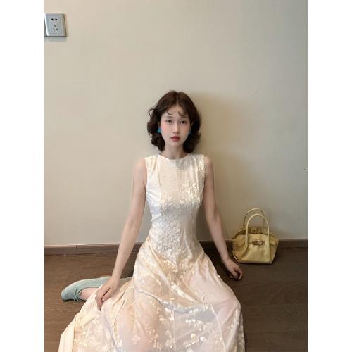 (免運)今年流行的漂亮裙子夏季法式輕熟御姐風白色薄紗無袖背心連衣裙女