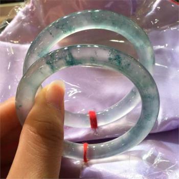 天然緬甸翡翠手鐲女款飄花翡翠圓條玉鐲子翡翠冰種玻璃種老坑送禮