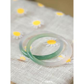 半山半水天然玉髓瑪瑙手鐲一對叮當美人條細款古風少女款冰種玉鐲