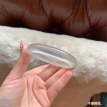天然冰透高冰白月光荔枝凍瑪瑙正圈手鐲冰種香檳玉髓瑪瑙鐲子女款