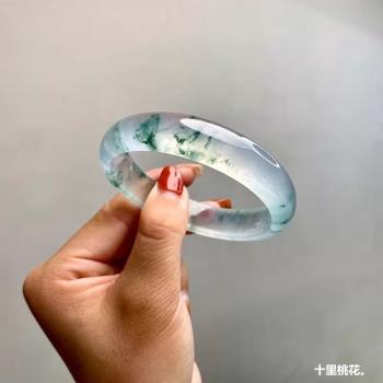 天然高冰種飄花翡翠手鐲緬甸老坑天山翠玻璃種水潤圓條玉手鐲玉鐲