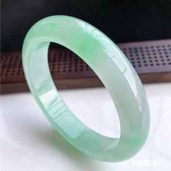緬甸翡翠手鐲飄綠玉鐲冰糯種飄花飄陽綠玉手鐲女貴妃鐲送禮