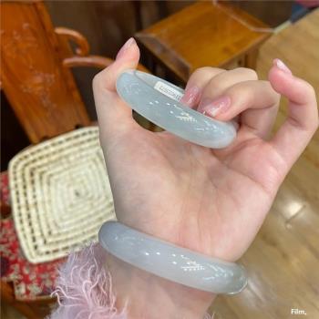 天然緬甸翡翠手鐲女白月光糯冰種鐲子翡翠淺綠色高顏值送女友批發