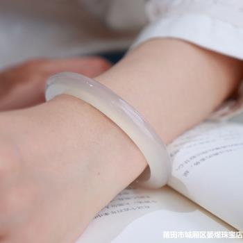 高冰白月光瑪瑙手鐲少女款玉髓手鐲天然巴西冰種瑪瑙手鐲子送禮物