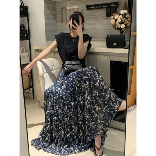 氣質復古水墨花半身裙女2026夏季顯高顯瘦大擺大花松緊腰碎花長裙