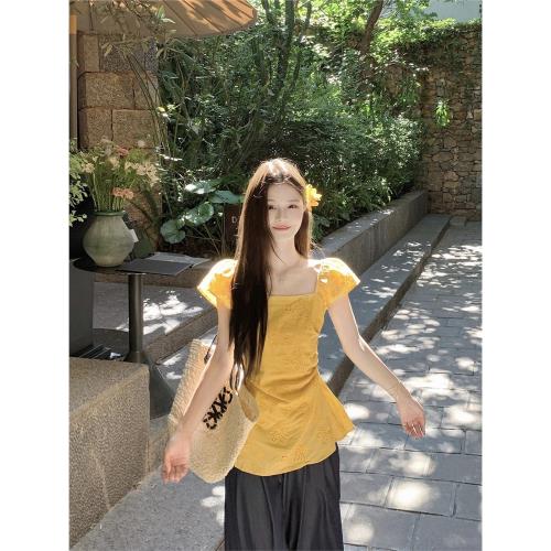 kumikumi溫柔風法式鏤空刺繡短袖襯衫女夏季氣質方領掐腰顯瘦上衣