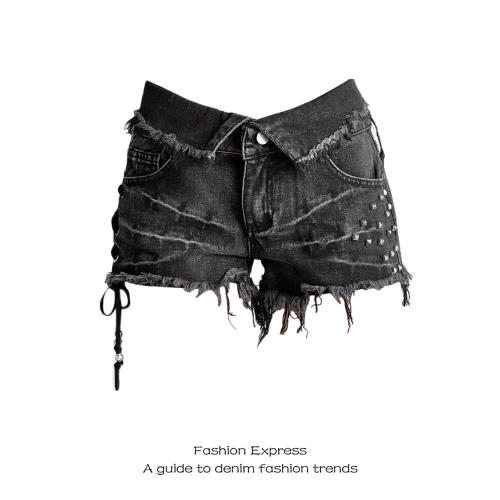 個性牛仔短褲女潮酷重工朋克翻腰頭毛邊綁帶黑色鉚釘設計感熱褲潮