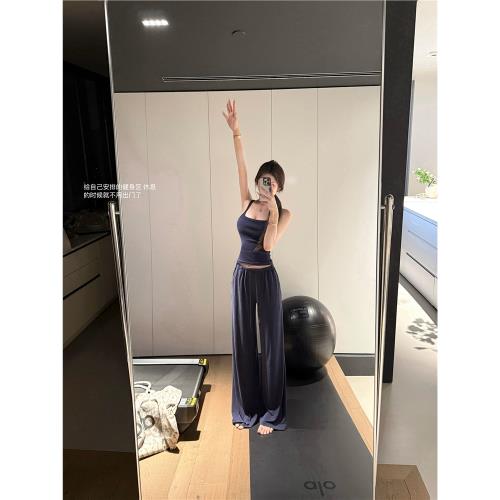 JMSHOP 白女領域 低調穿出好身材修身吊帶/舒適天花板面膜神褲