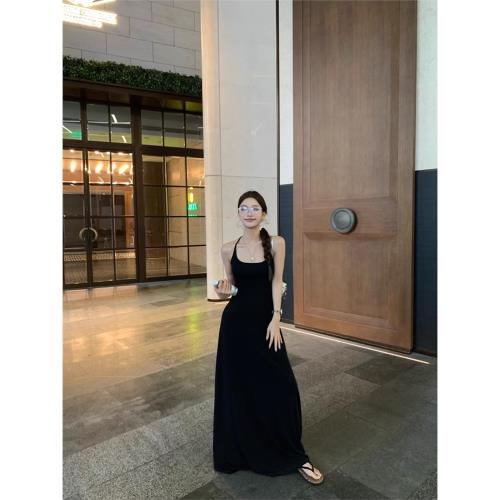 kumikumi高級感復古純色吊帶連衣裙女裝夏季修身顯瘦小眾氣質長裙