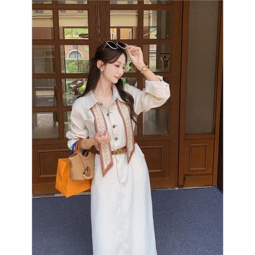 張心子【米蘭游記】高級氣質感polo領工裝連衣裙女秋季新款中長裙