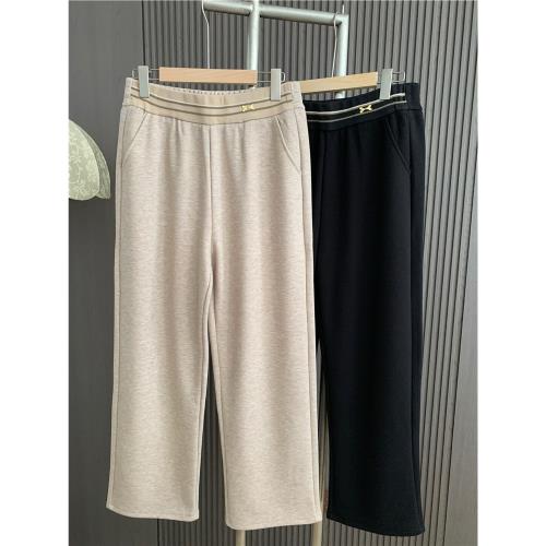 2025媽媽秋裝新款時尚洋氣松緊褲子中老年女裝闊太太春秋休閑長褲