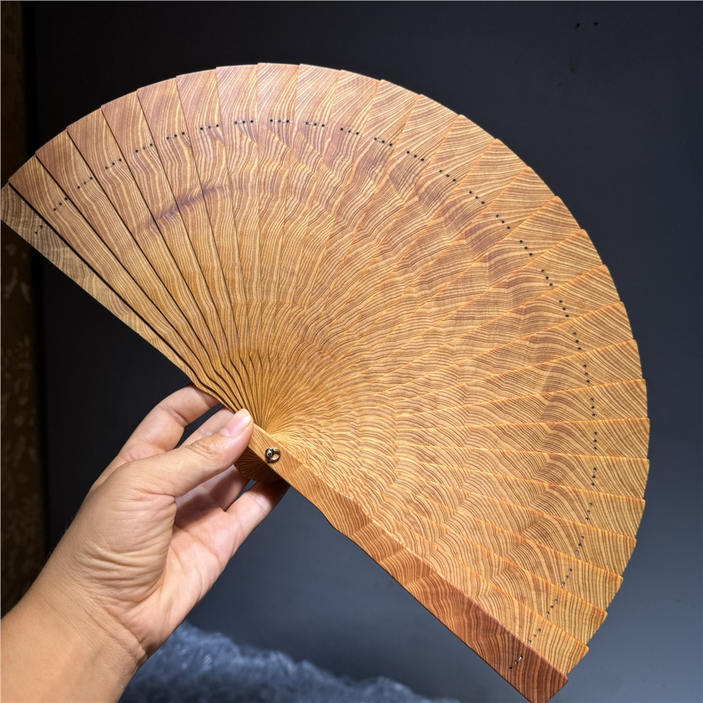 扇子木製置物　安久作 扇子木製置物 安久作 天然木香原木扇｜五款名木製成