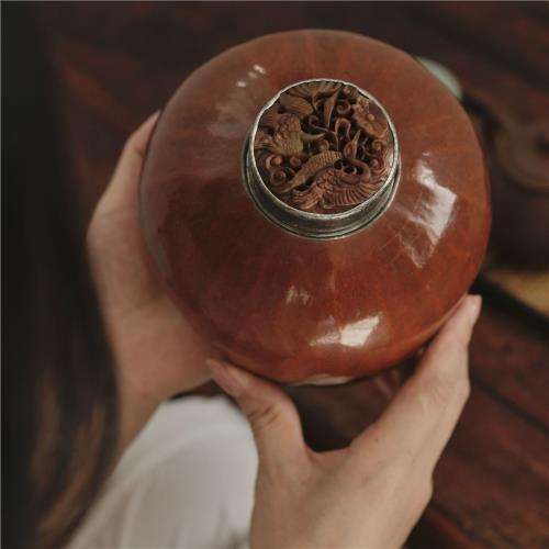 古錫 茶葉罐 藏六居造 「錫製無紋四系耳茶心壺」 茶筒 茶入 茶壷 茶道具 純錫 古錫 茶葉罐 御錫屋 造 錫刻山水詩文四方茶心壺