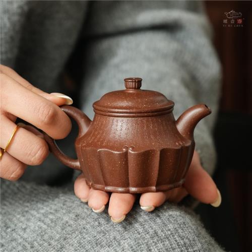 宜興紫砂心経飛雲壺   新品未使用 正宗宜興紫砂壺手工泡茶壺高溫本山團泥微刻心經錦菱170ml|咖啡茶具/酒