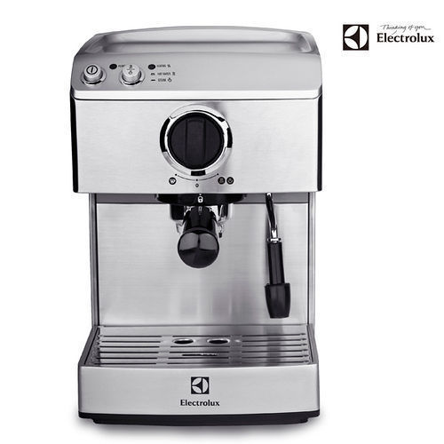 【Electrolux伊萊克斯】義式咖啡機EES200E