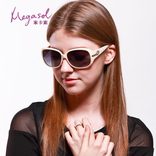  米卡索 寶麗萊UV400偏光太陽眼鏡(設計師晶鑽款-米白6214)