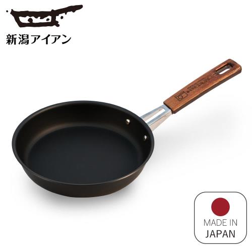 日本新瀉鐵器 鍛鐵圓型平煎鍋 15cm