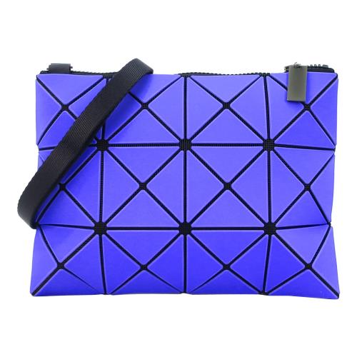 ISSEY MIYAKE 三宅一生BAOBAO幾何方格霧面3x4斜背包(藍紫)